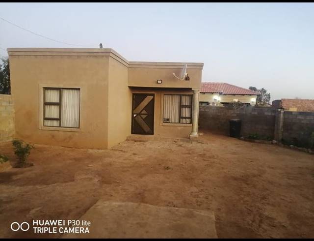 2 BEDROOM HOUSE FOR SALE IN LAWLEY
